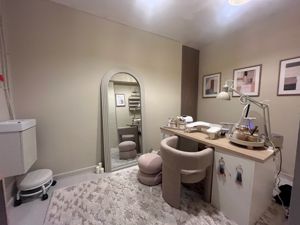 Photo 6- click for photo gallery